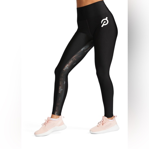 Legging court avec poche téléphone Fitness Cardio Femme Noir DOMYOS